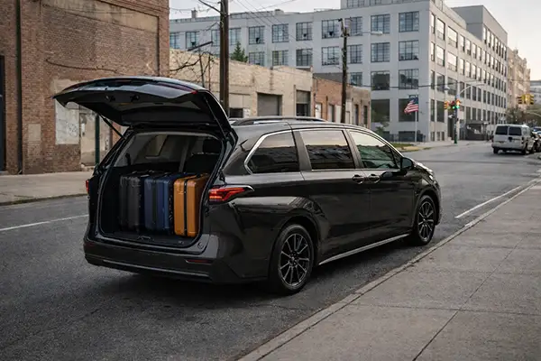 Black van Brooklyn departure for Newark Airport transfer